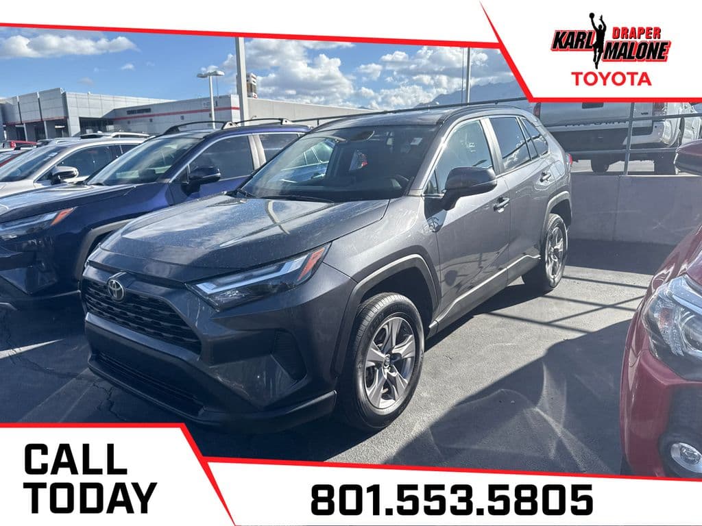 2025 Toyota RAV4 XLE — photo 1 of 5