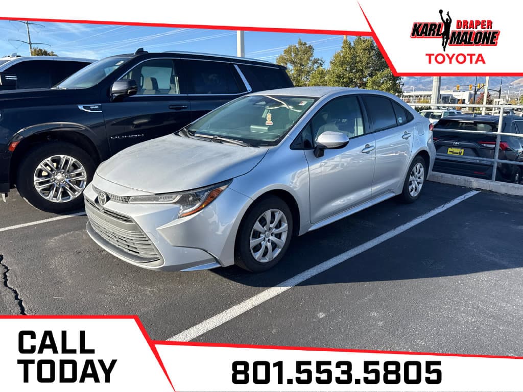 2024 Toyota Corolla LE — photo 1 of 5