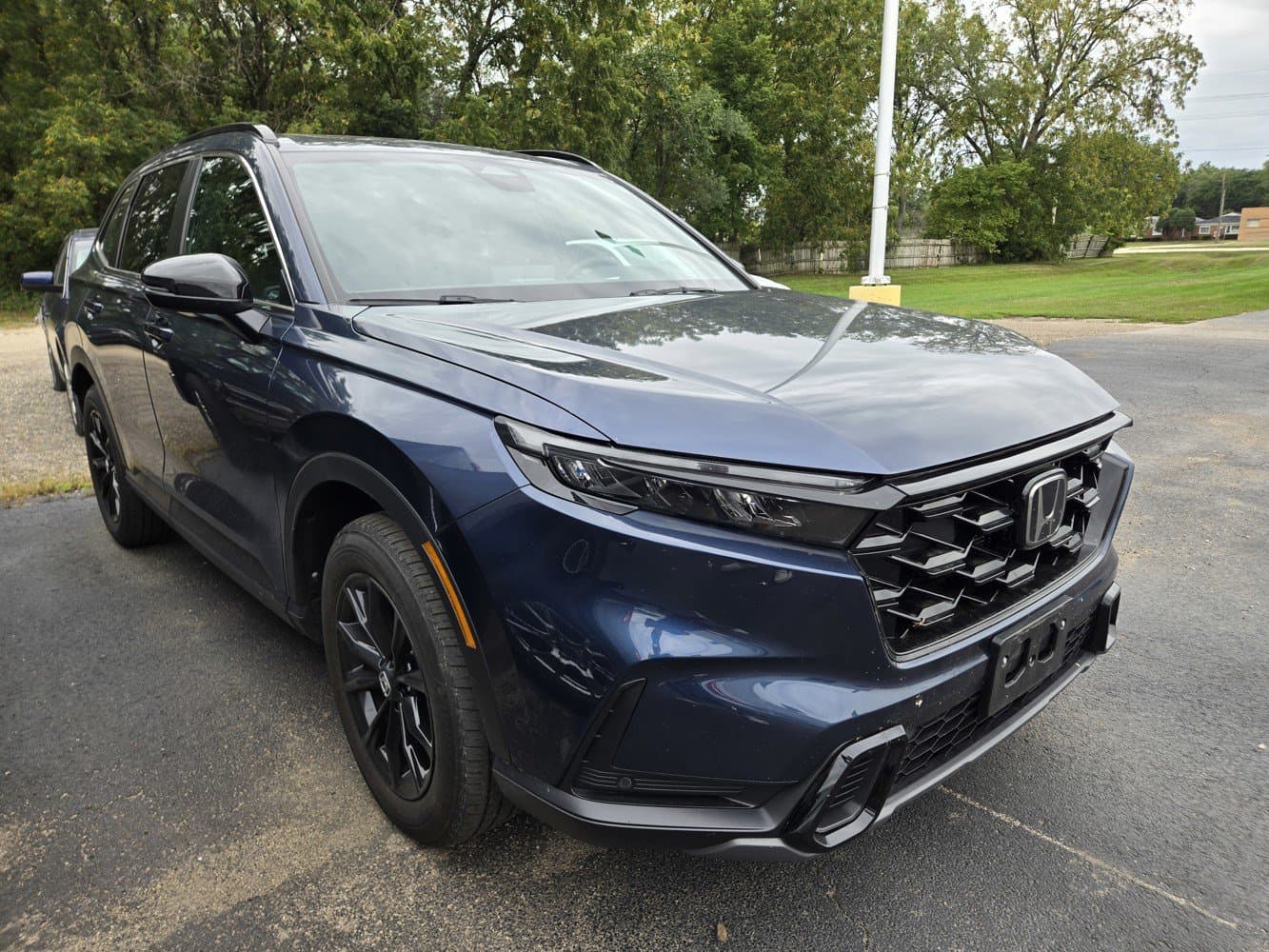 2024 Honda CR-V Hybrid Sport-L — photo 1 of 4