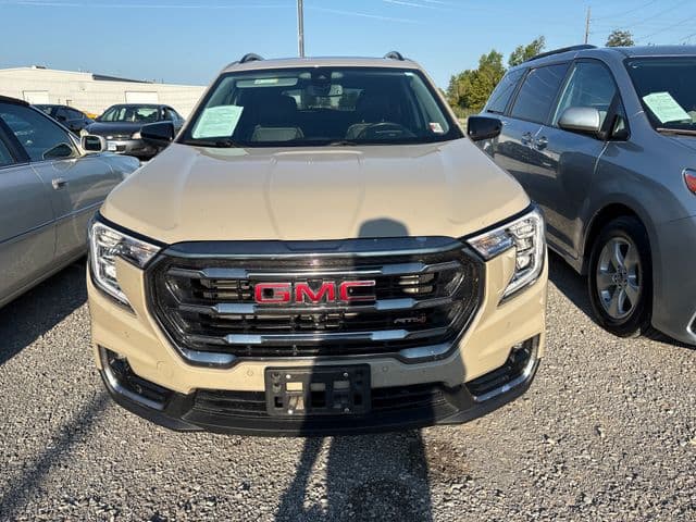 2022 GMC Terrain AT4 — photo 1 of 5