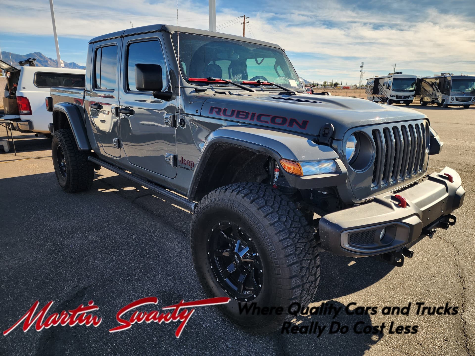 2020 Jeep Gladiator Rubicon — photo 1 of 6