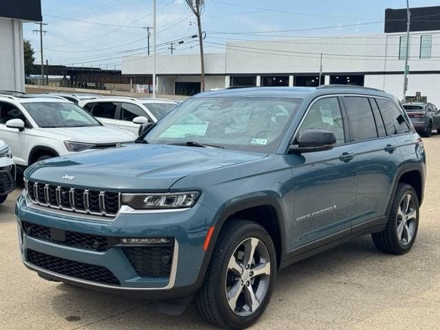 2026 Jeep Grand Cherokee Limited — photo 1 of 19