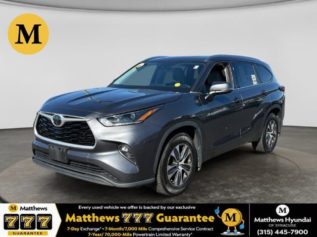 2021 Toyota Highlander XLE — photo 1 of 31