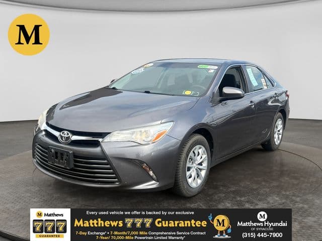 2017 Toyota Camry LE — photo 1 of 28