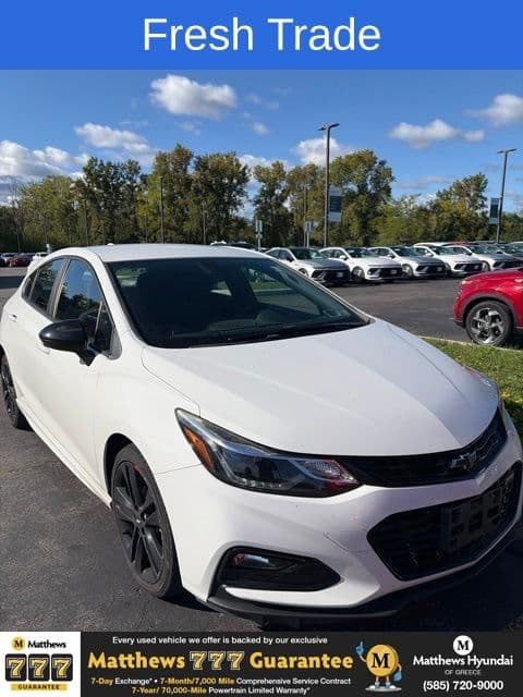 2018 Chevrolet Cruze LT — photo 1 of 12