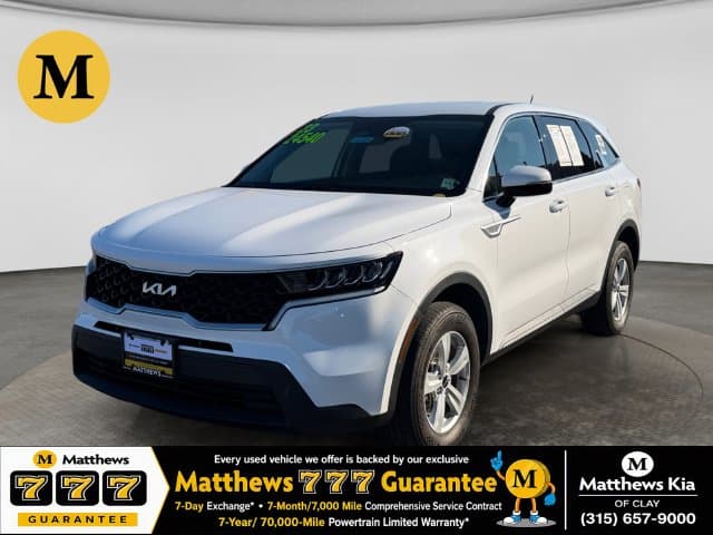 2023 Kia Sorento LX — photo 1 of 29