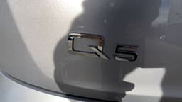 Extra Photo