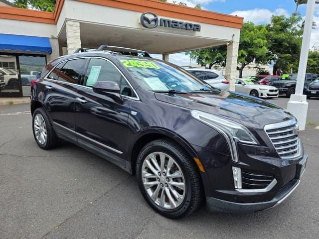 2018 Cadillac XT5 Platinum AWD — photo 1 of 14