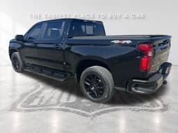 Extra Photo