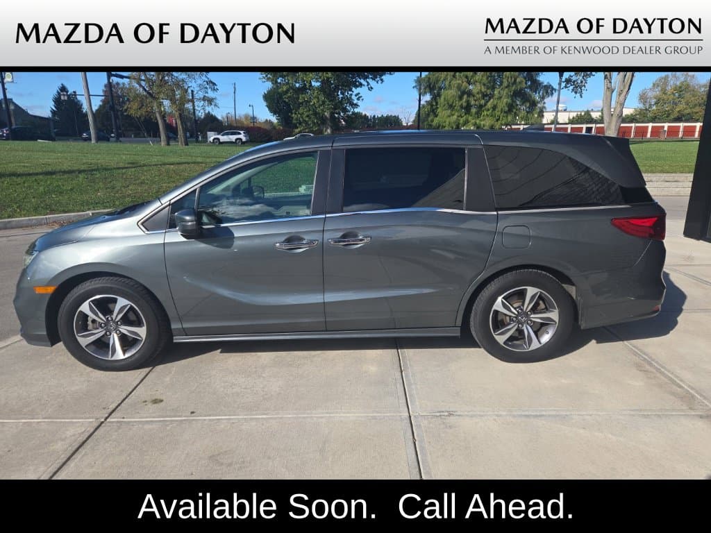 2018 Honda Odyssey Touring — photo 1 of 5