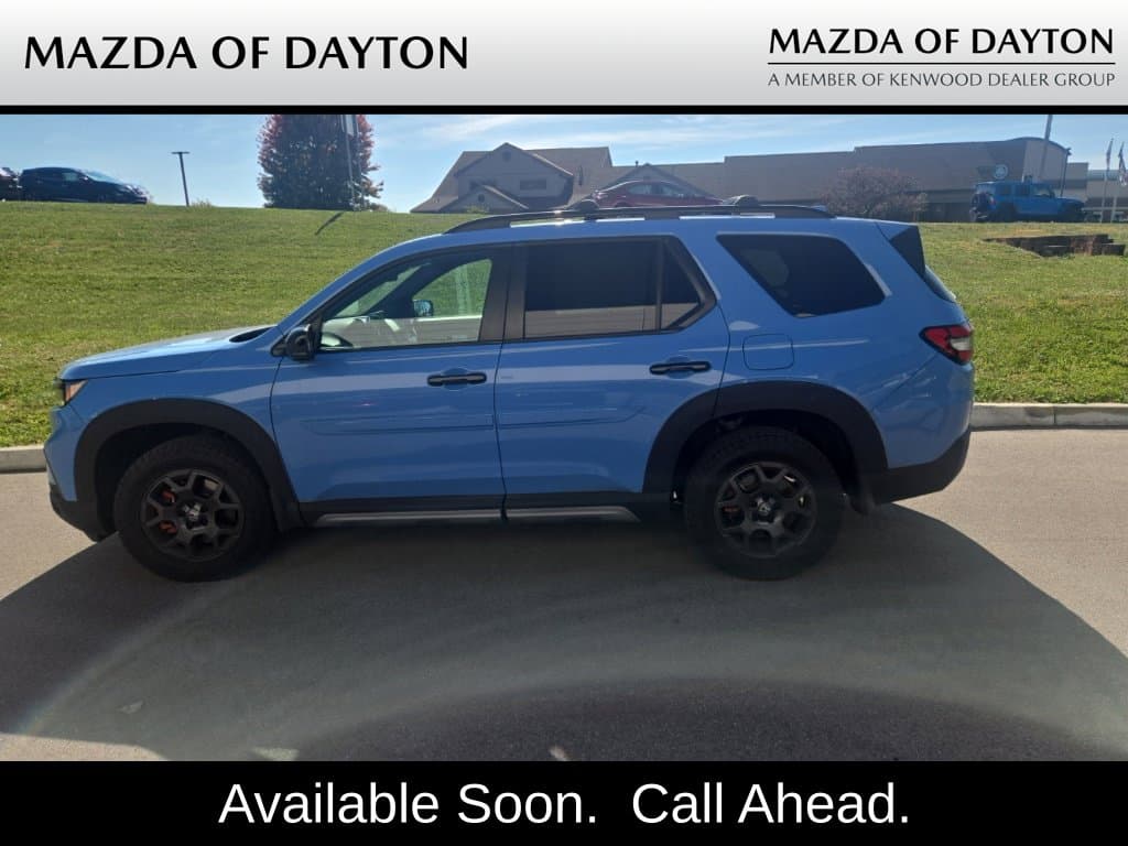 2023 Honda Pilot TrailSport — photo 1 of 7