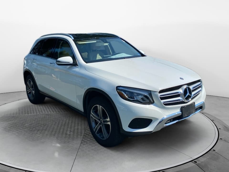 2018 Mercedes-Benz GLC GLC 300 — photo 1 of 35