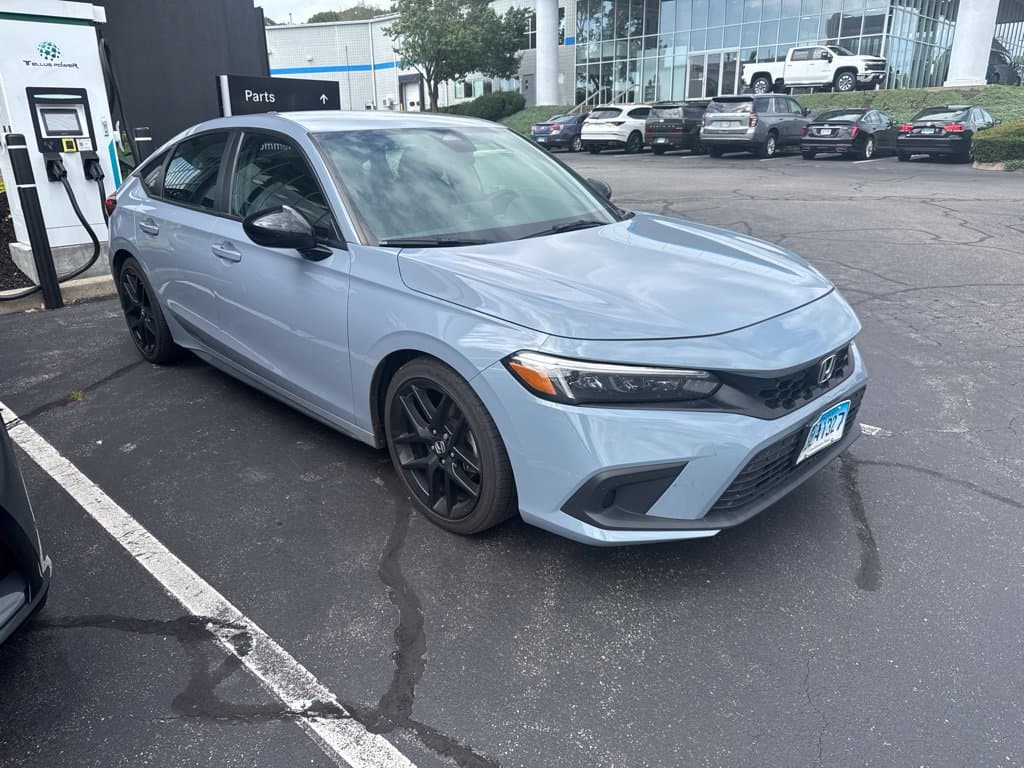 2023 Honda Civic Hatchback Sport — photo 1 of 4