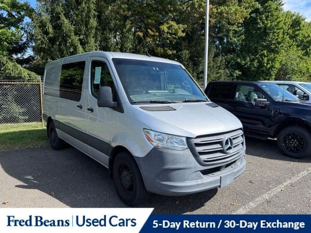 2022 Mercedes-Benz Sprinter Cargo Van Base — photo 1 of 15