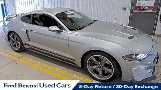 2022 Ford Mustang GT Premium — photo 1 of 16