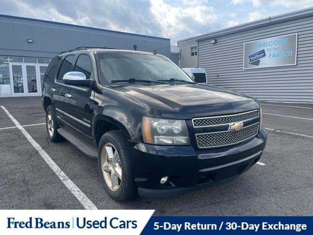 2010 Chevrolet Tahoe LTZ — photo 1 of 21