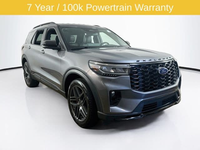 2025 Ford Explorer ST-Line — photo 1 of 34