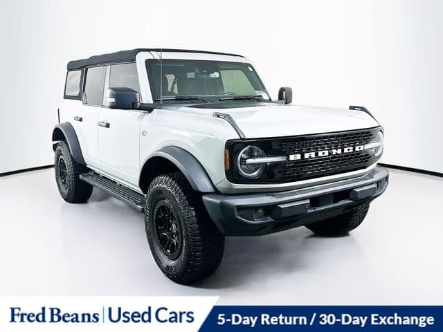 2022 Ford Bronco Wildtrak — photo 1 of 36