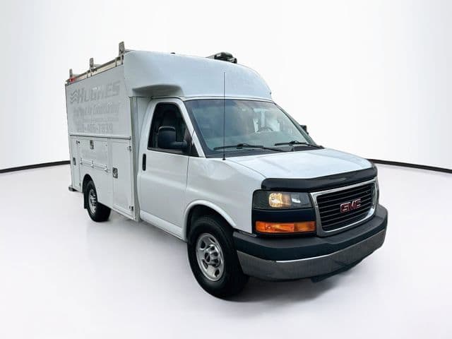 2016 GMC Savana 3500 Work Van — photo 1 of 32