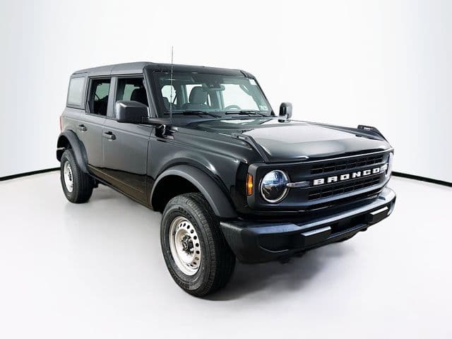 2026 Ford Bronco Base — photo 1 of 32
