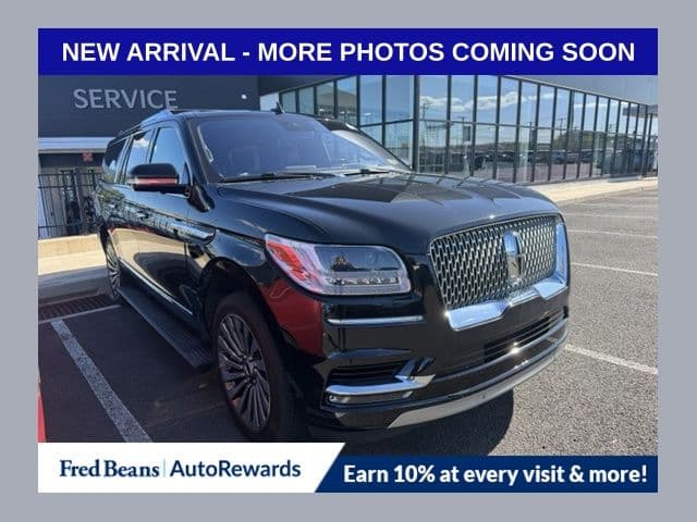 2019 Lincoln Navigator L Reserve — photo 1 of 11