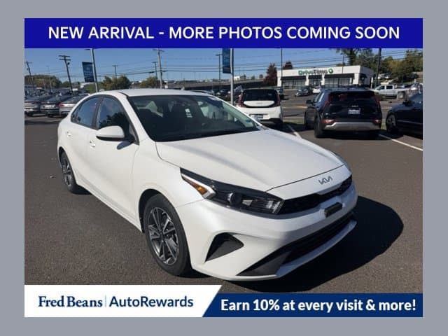 2023 Kia Forte LXS — photo 1 of 11