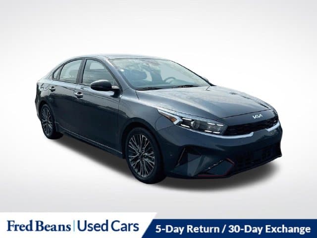 2023 Kia Forte GT-Line — photo 1 of 32