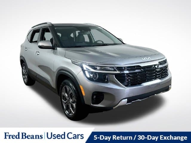 2024 Kia Seltos S — photo 1 of 28