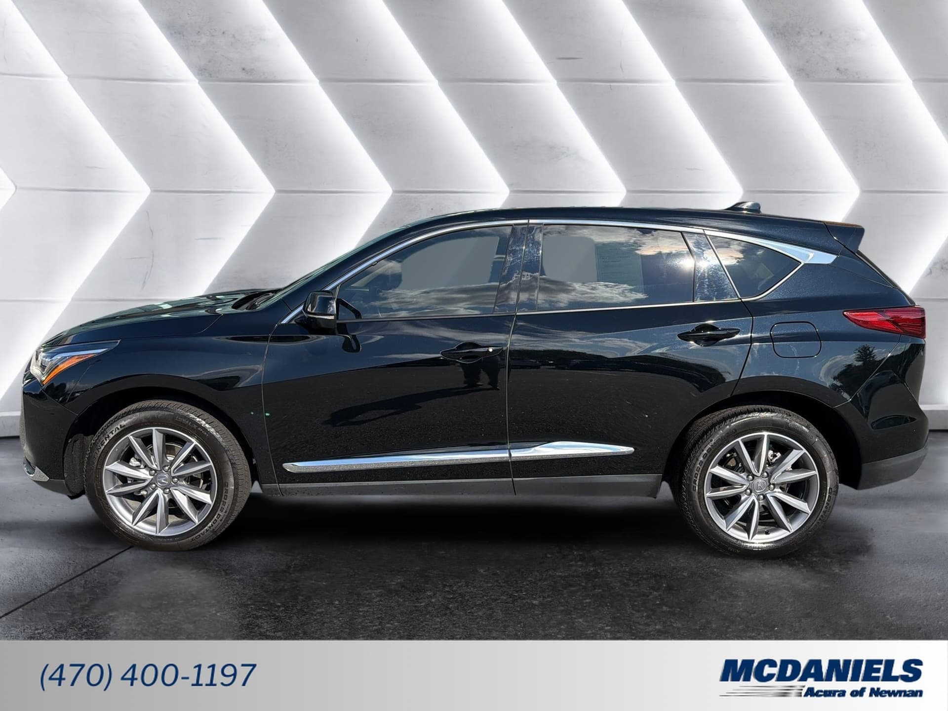 2024 Acura RDX Base — photo 1 of 31