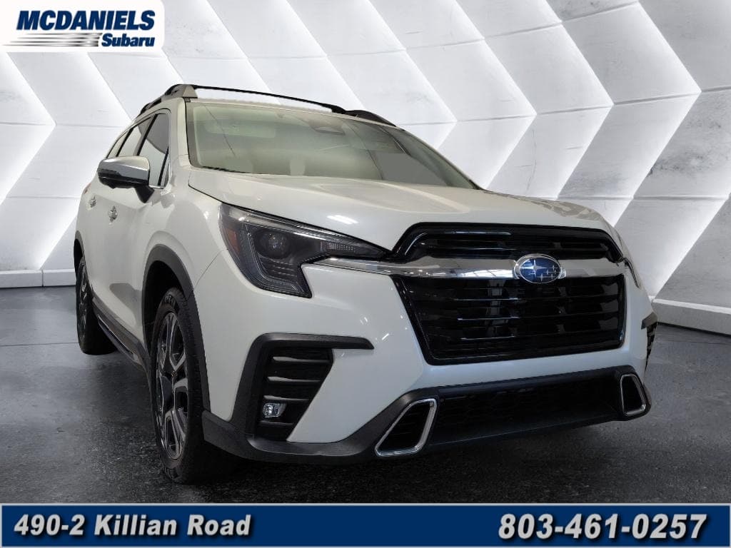 2023 Subaru Ascent Touring — photo 1 of 45