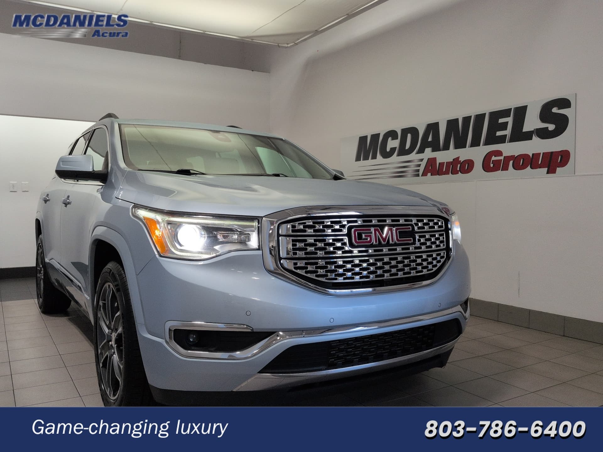 2017 GMC Acadia Denali — photo 1 of 42
