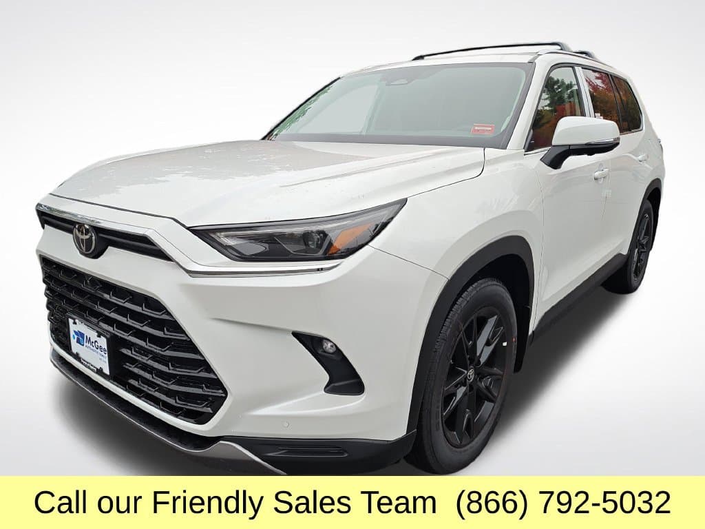2026 Toyota Grand Highlander Platinum — photo 1 of 38