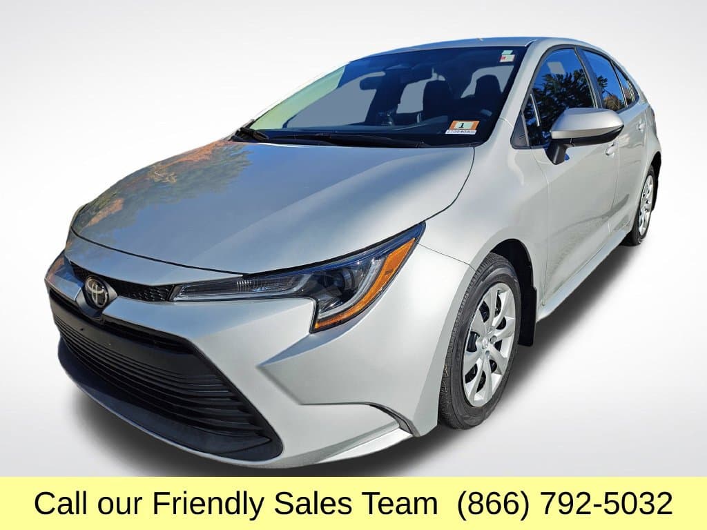 2024 Toyota Corolla LE — photo 1 of 27