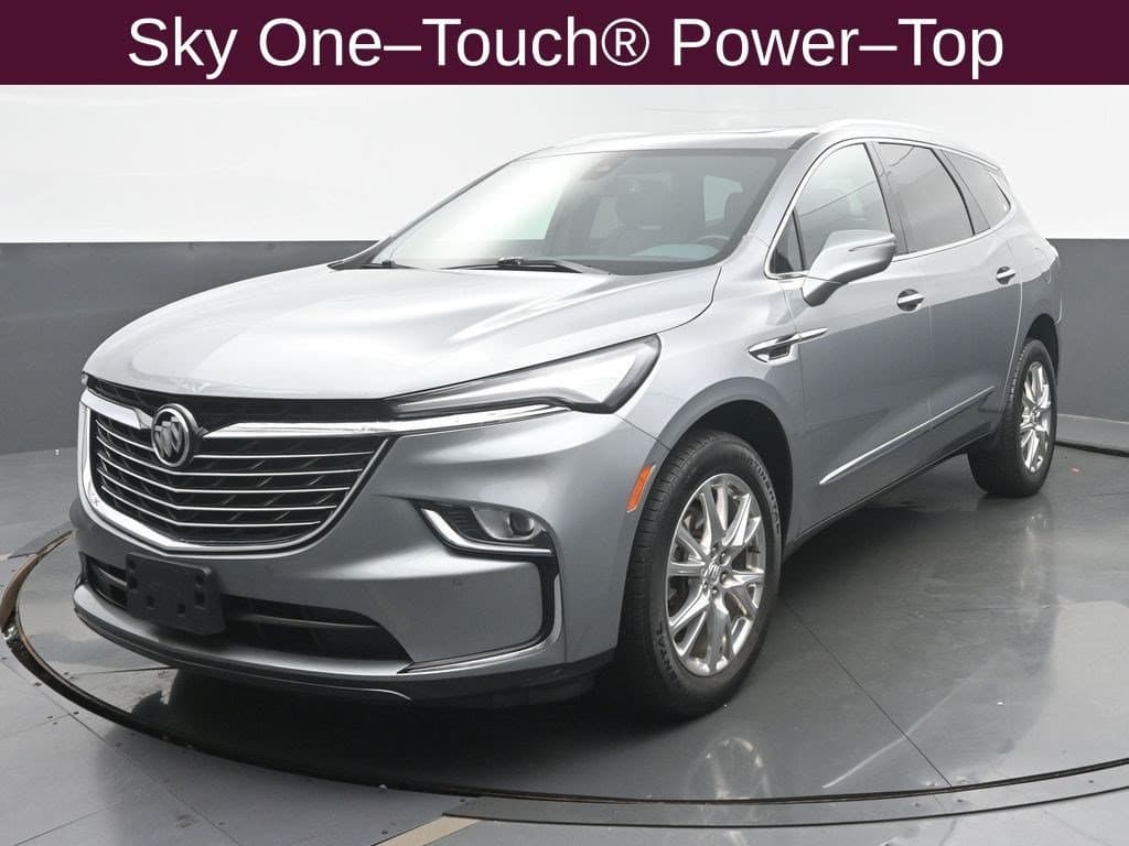2023 Buick Enclave Essence — photo 1 of 70