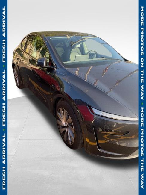 2026 Tesla Model Y Base — photo 1 of 10
