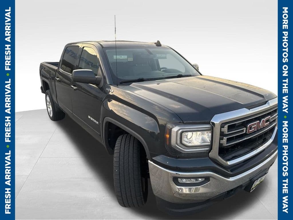 2017 GMC Sierra 1500 SLE — photo 1 of 7