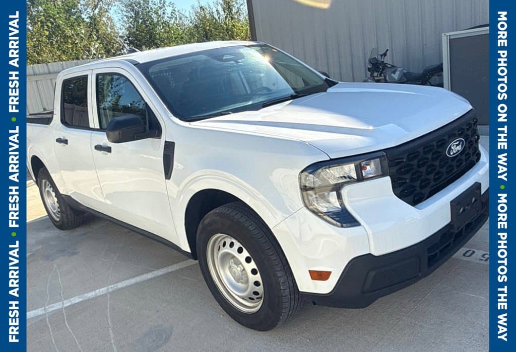 2025 Ford Maverick XL — photo 1 of 7