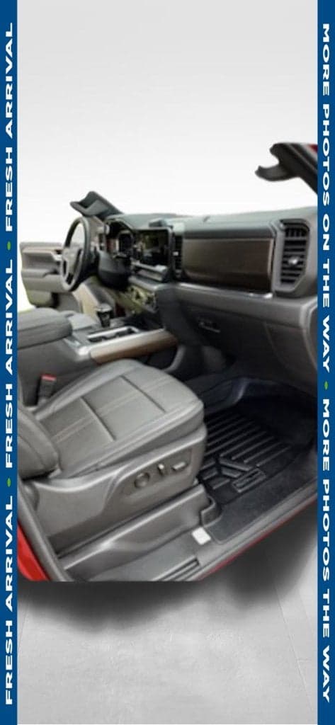 2024 Chevrolet Silverado 1500 High Country — photo 1 of 2