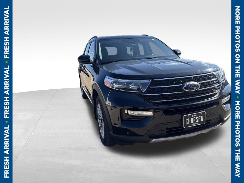 2023 Ford Explorer XLT — photo 1 of 6