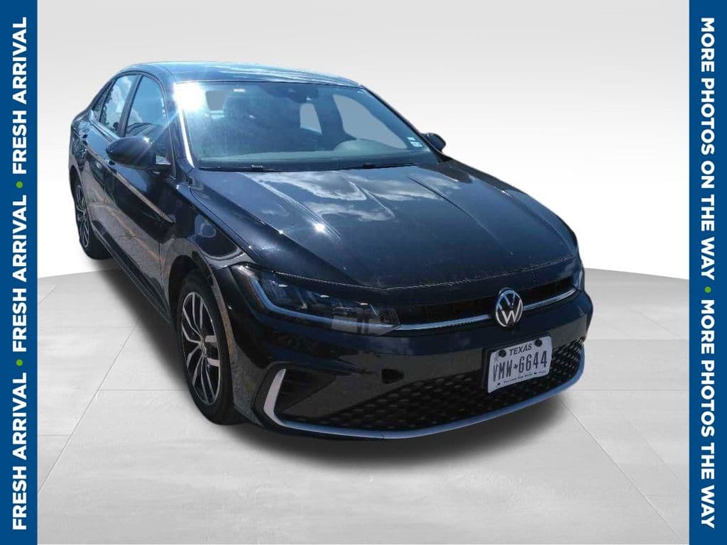 2025 Volkswagen Jetta SE — photo 1 of 5