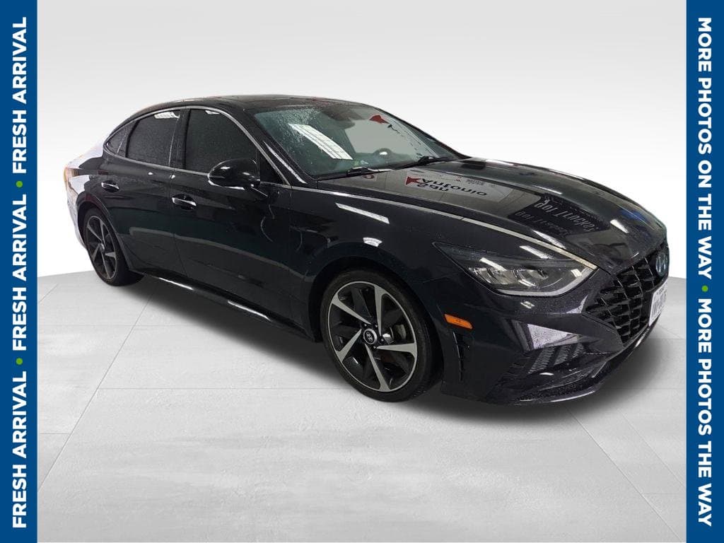 2023 Hyundai Sonata SEL Plus — photo 1 of 9