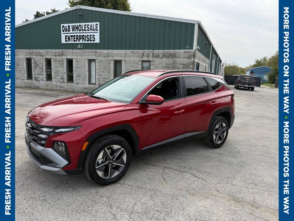 2026 Hyundai Tucson SEL Plus — photo 1 of 10