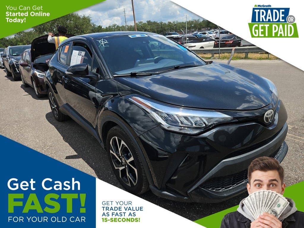 2020 Toyota C-HR XLE — photo 1 of 14