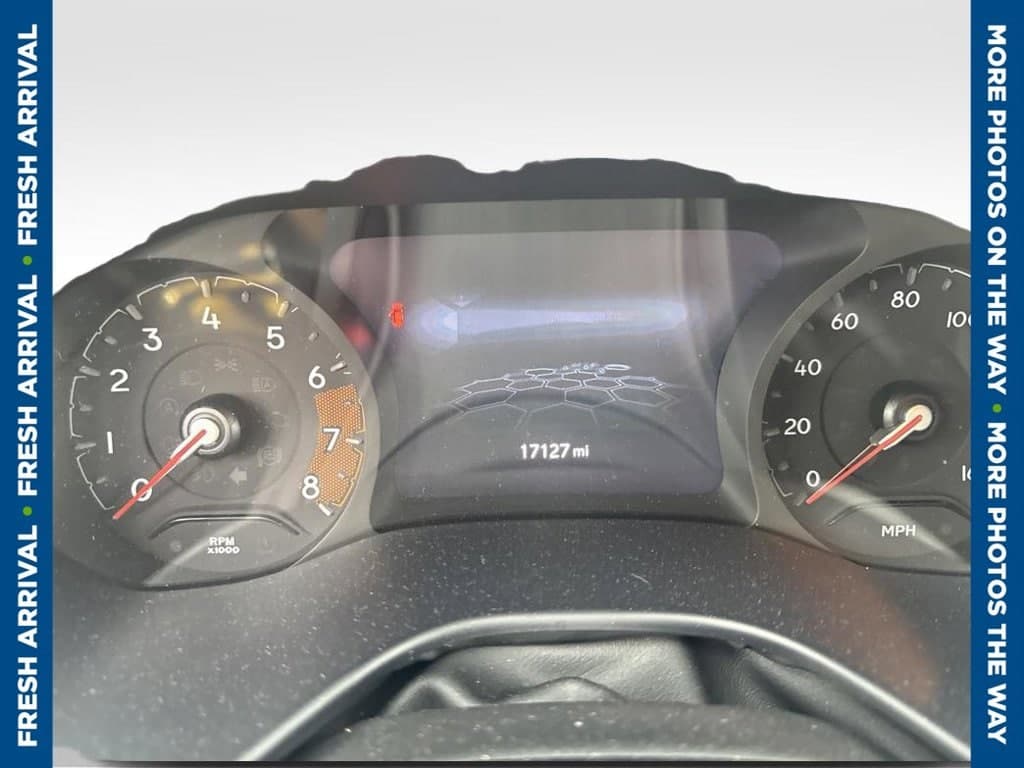 2025 Jeep Compass Limited — photo 1 of 9