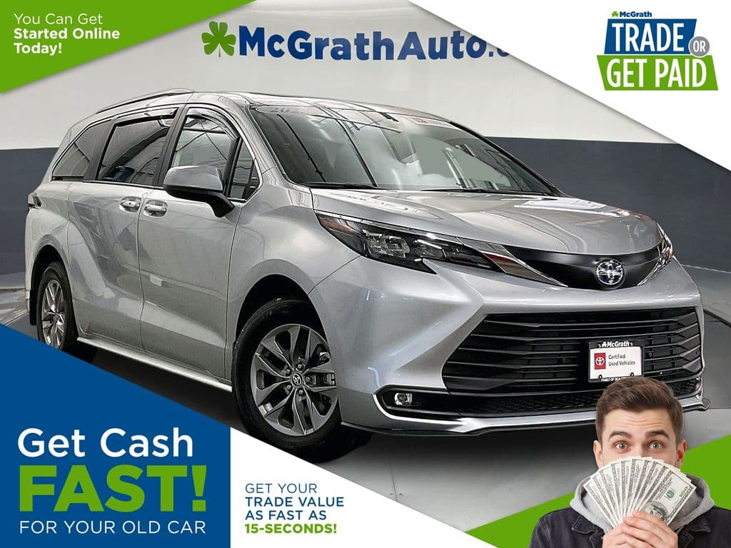 2025 Toyota Sienna XLE — photo 1 of 40