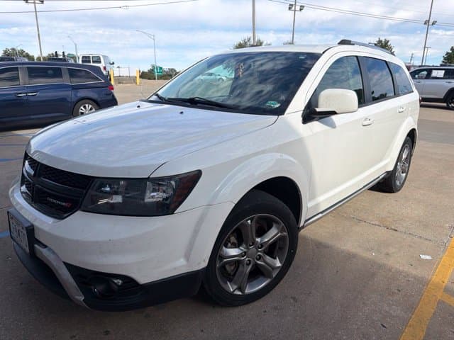 2017 Dodge Journey Crossroad — photo 1 of 6