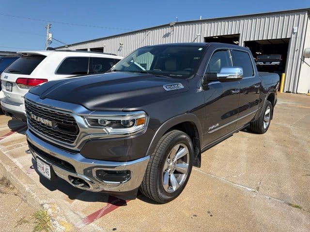 2019 RAM 1500 Limited — photo 1 of 6
