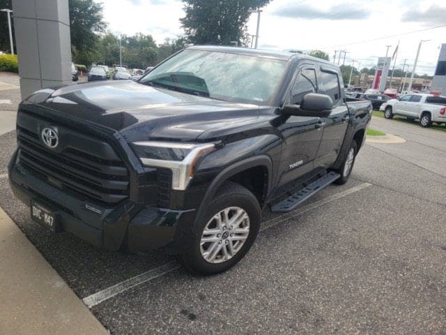 2024 Toyota Tundra 4WD SR5 — photo 1 of 2