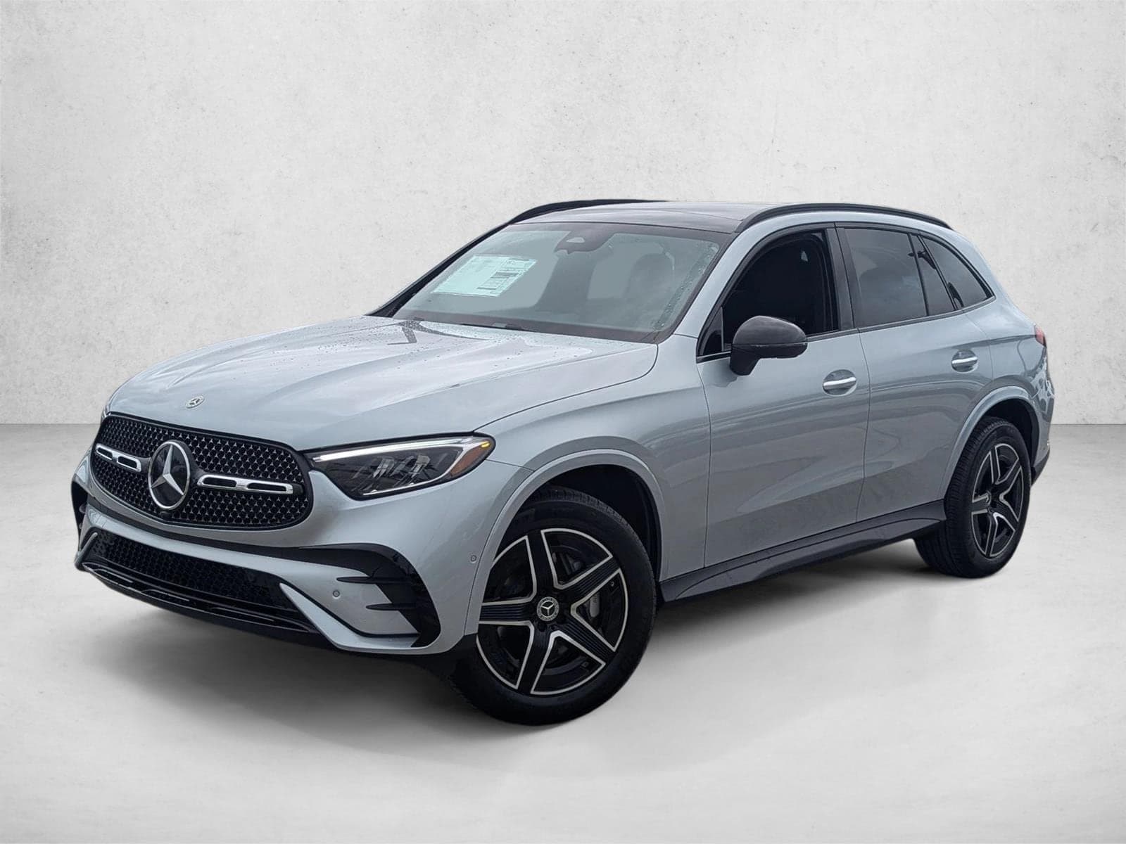 2026 Mercedes-Benz GLC Base — photo 1 of 16