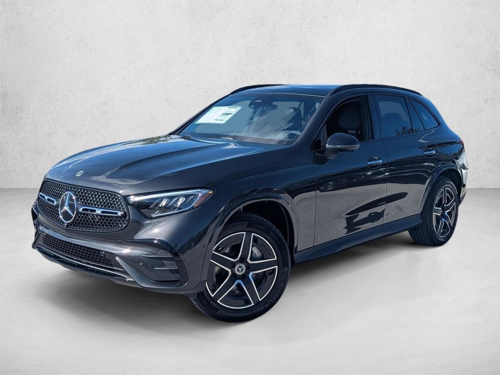 2026 Mercedes-Benz GLC GLC 300 — photo 1 of 17